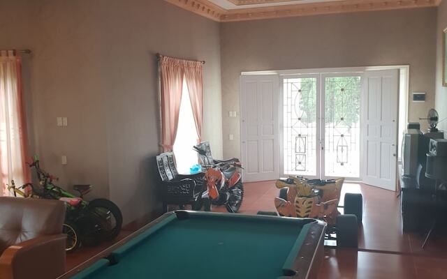 Green Hill Villa Sibolangit