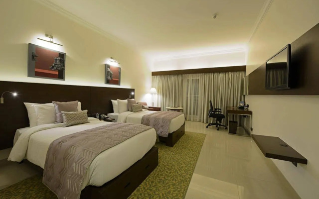 Hotel Naveen Lakeside