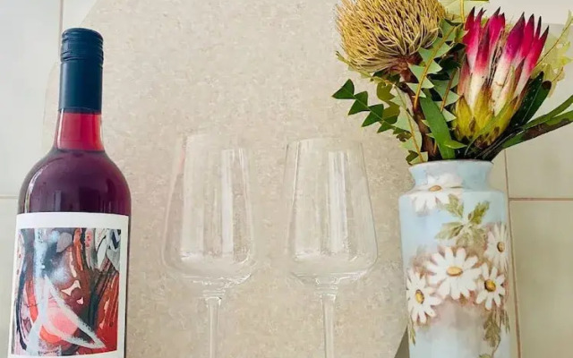 Unwind Retro-vibe Pet Friendly