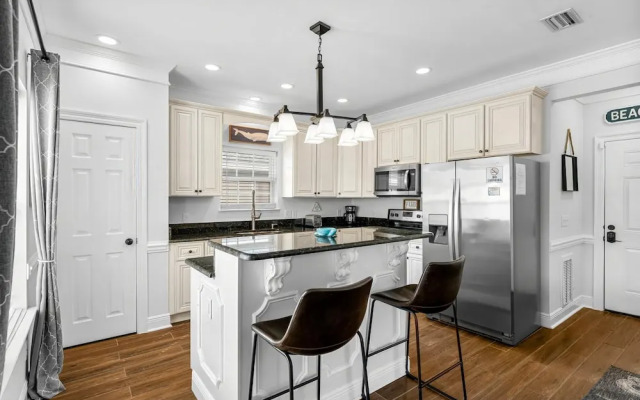 Pet Friendly Beach House - Sunset Escape