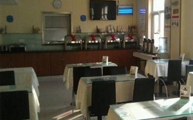 Hanting Express Tianjin Zhongshanmen