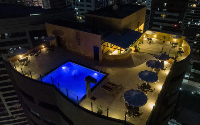 Plaza Praia Suites