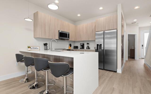 Cozy 3bd 3bath @HiddenForest with pool