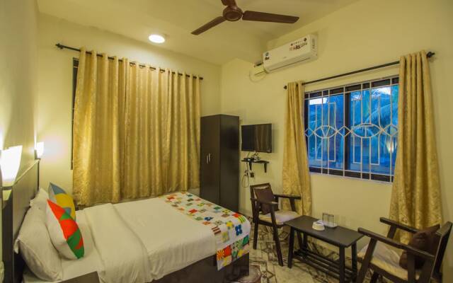 OYO 12041 Home Bright Studio Candolim Beach