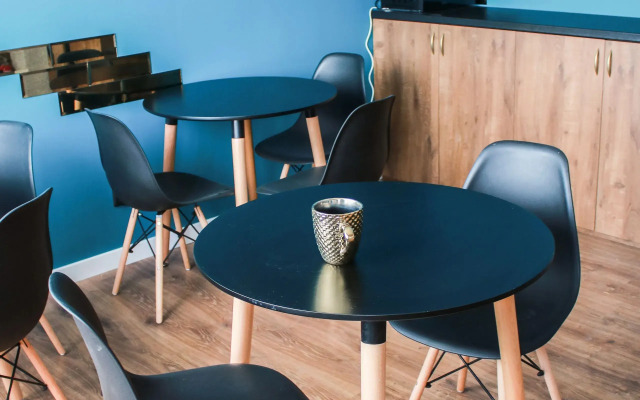 Elegant Hostel  Apartments