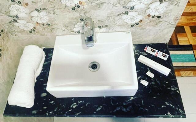 The Maple Leaf Cottage