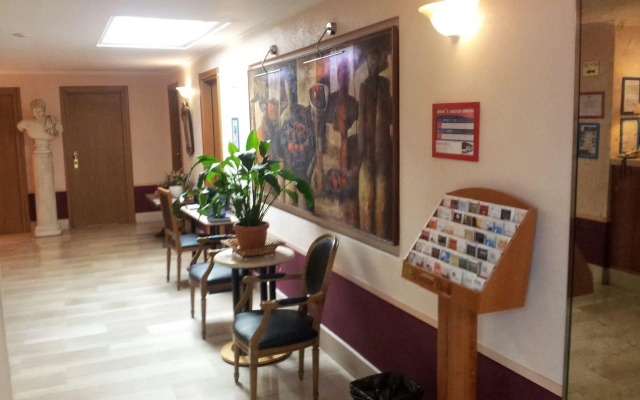 Hotel Center 1