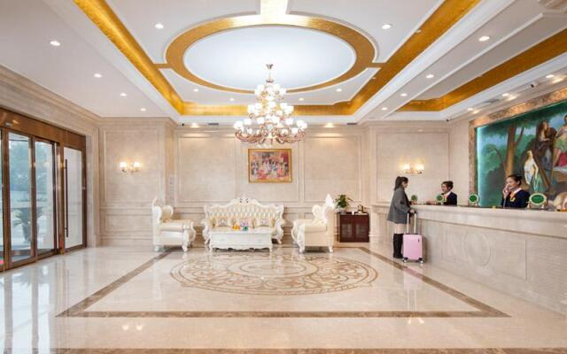 Vienna Hotel Anhui Fuyang University Town