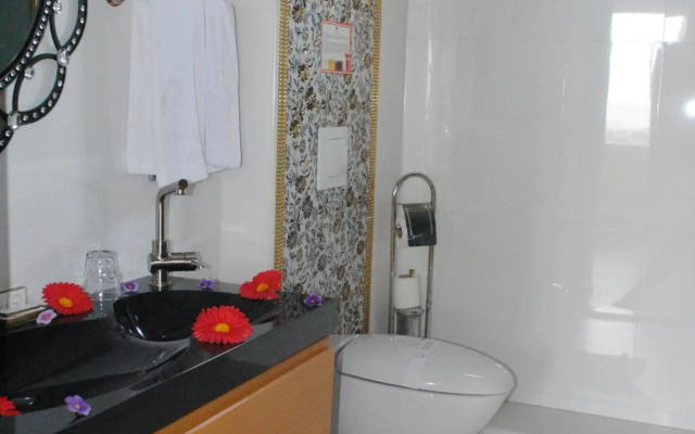 Marmaray Hotel
