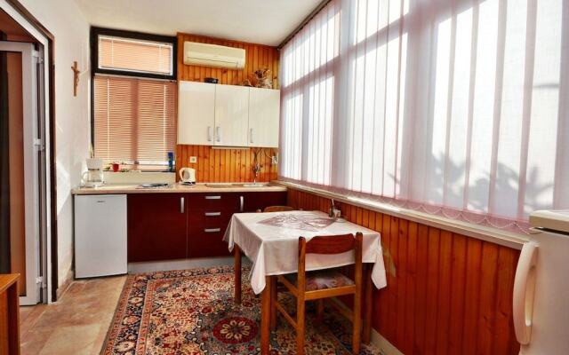 Apartments Desa / A1 Studio