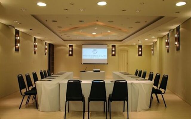 Master Premium Palace