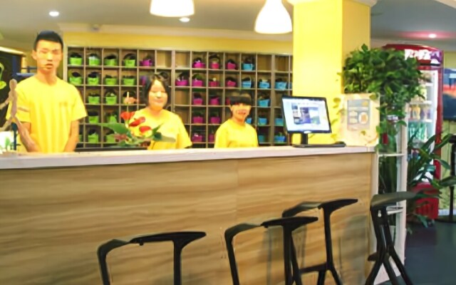 Shangjian Capsule Hotel Chengdu North Railway Station