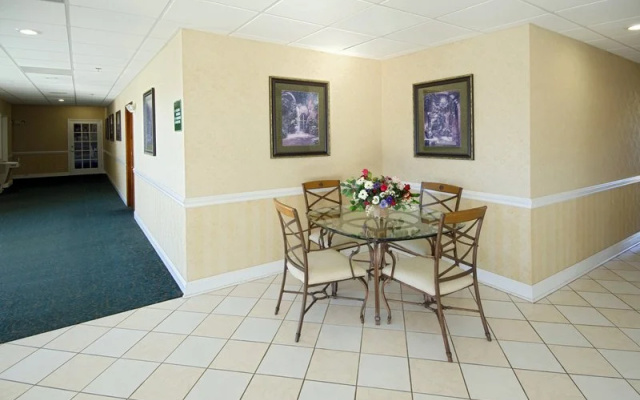 Motel 6-Warner Robins, GA