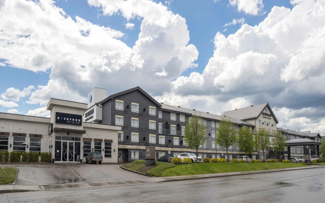 Sandman Signature Prince George Hotel