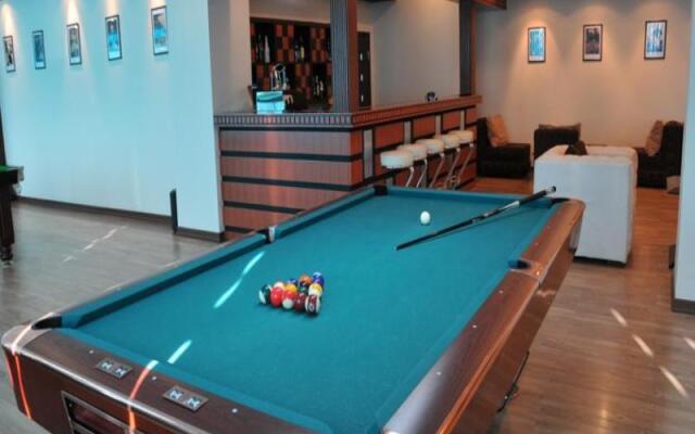 Atrium Hotel