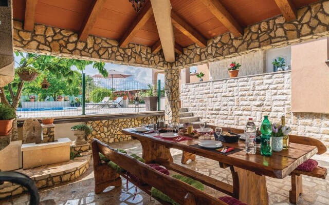 Stunning Home in Nedescina With Wifi and 4 Bedrooms