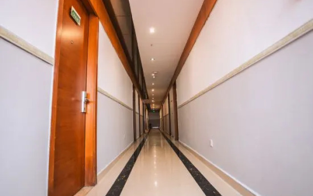 Sunshine Chain Hotel