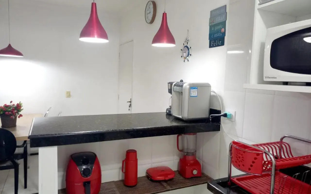 Apartamento Enseada Rua Colômbia