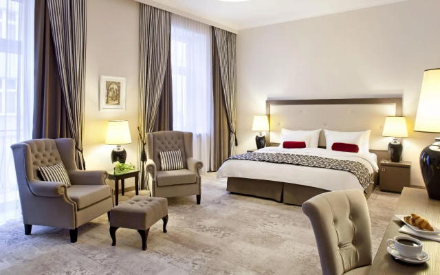 Metropolitan Boutique Hotel