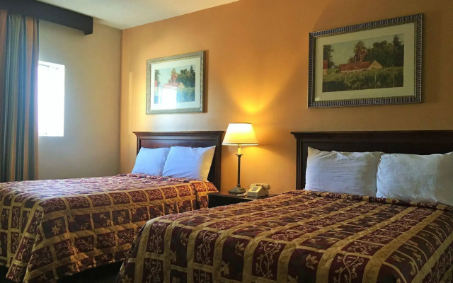 Grand Inn
