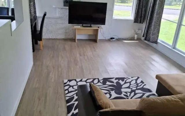 3 Bedroom House A 3 Frank St