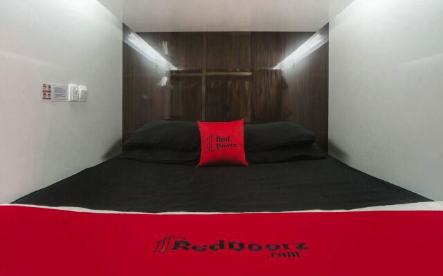 RedDoorz Hostel @ Little India