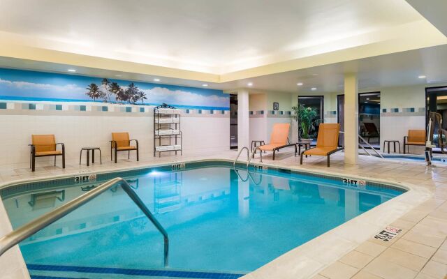 Courtyard By Marriott Danbury