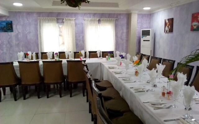 Grand Capital Hotel