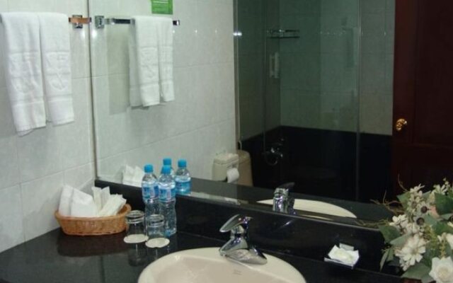 Tianjin Warner International Golf Club