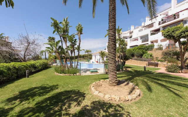 Incredible Apartment With sea Views and Balcony