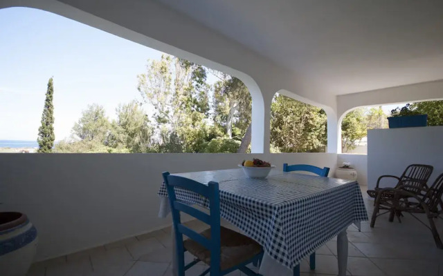 Villa Flora Studios & Apartments