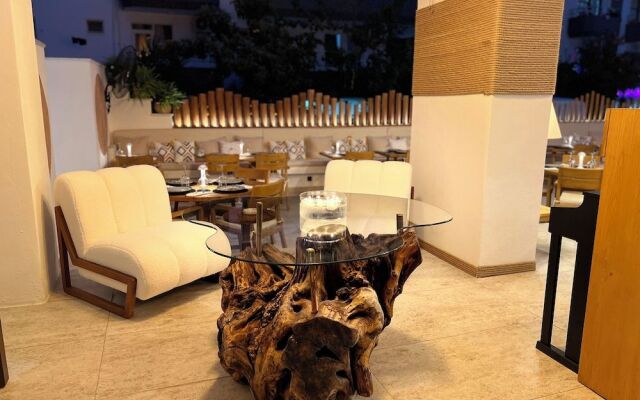 Oji Hotel