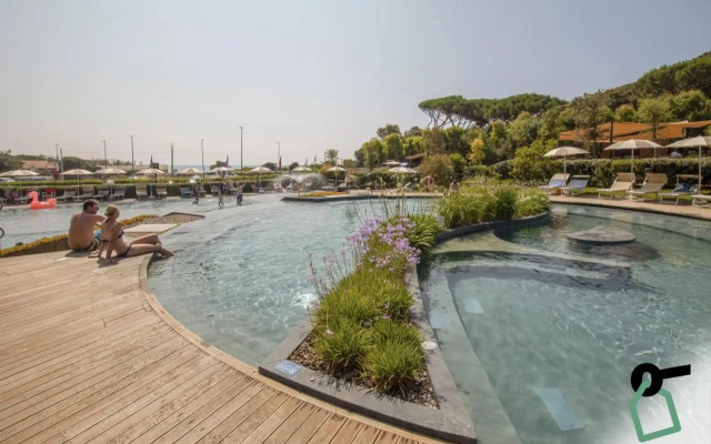 Deluxe - Two Bedroom No.2