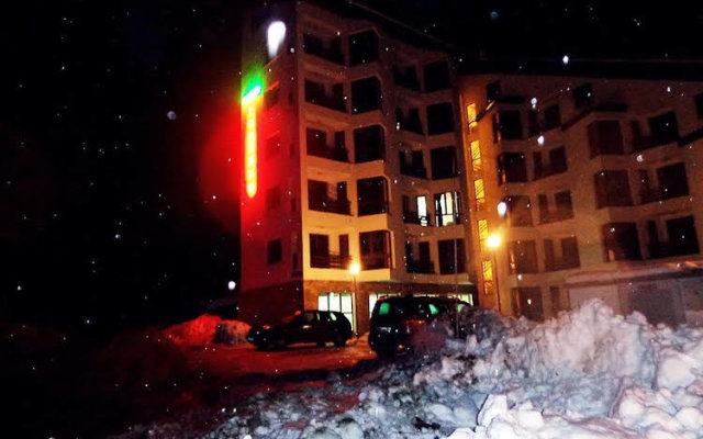 Snowy Dreams Pamporovo Apartments