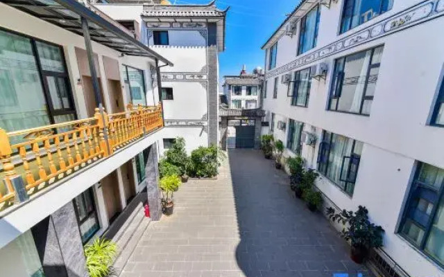 Dali Ancient City Landscape Designer Homestay No.2 Courtyard
