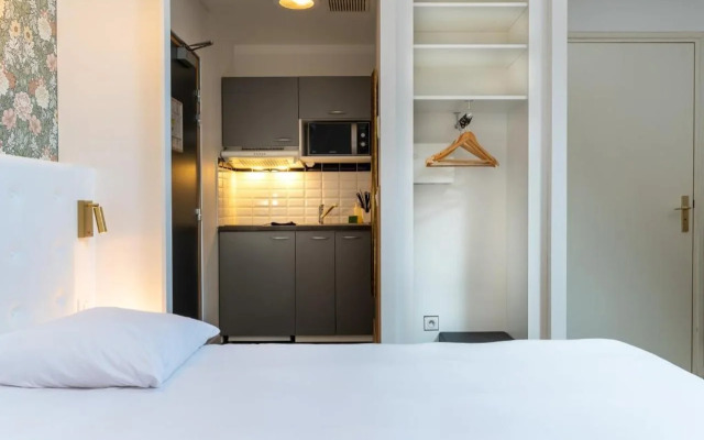 CALM Appart' & Hostel