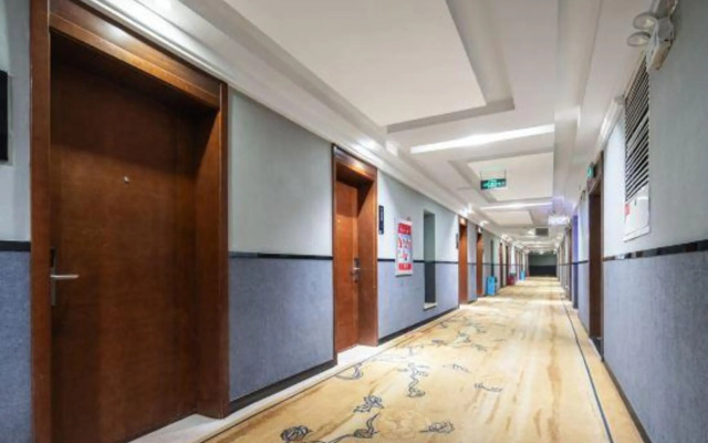 Xin Gang Fashion Hotel