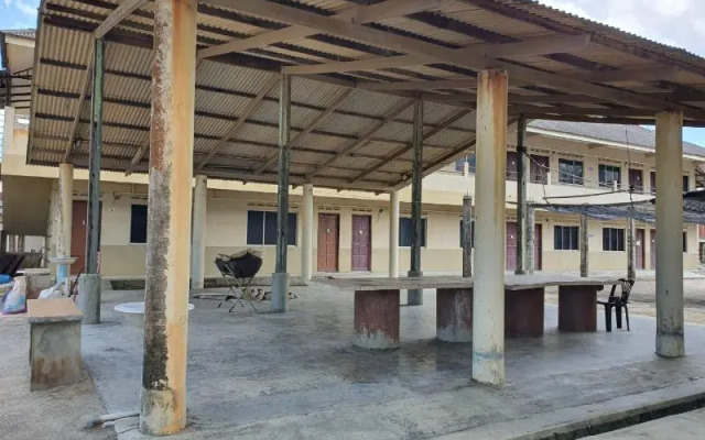 Redzwan's Beach Resort by OYO Rooms