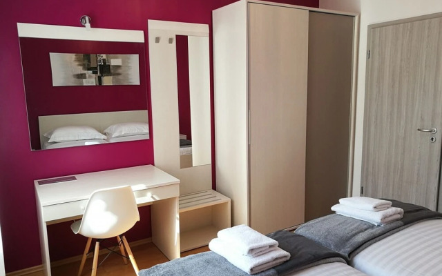 Ton - 200m From the sea - A2