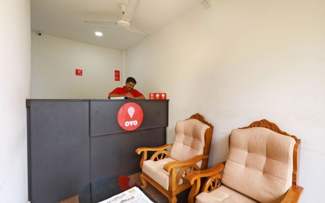 OYO 6725 Palm Inn
