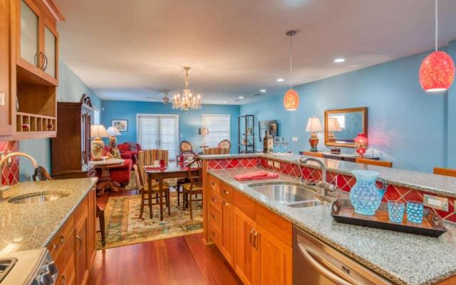 St. George Street Apartment