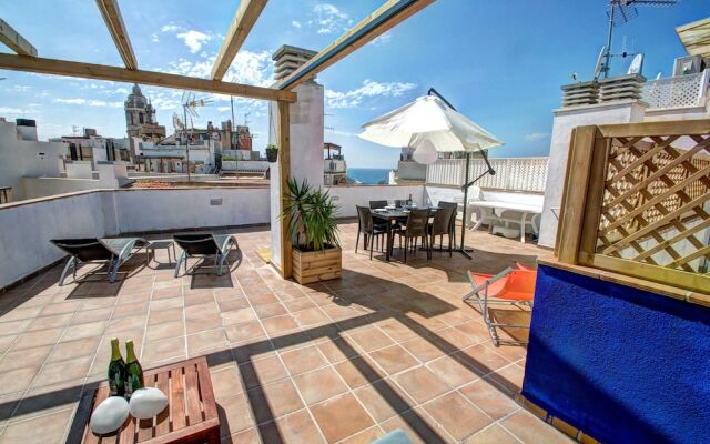 Sanctuary Penthouse by Hello Apartments Sitges