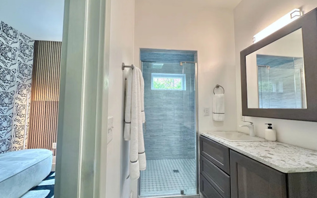 The Josephine Villa by Luxe PGH