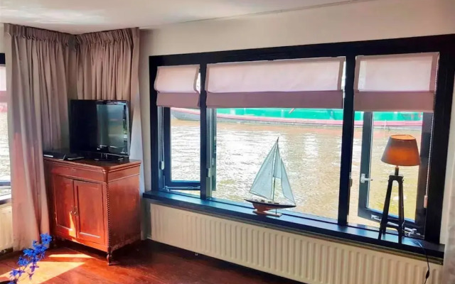 B&B Cozy Watervilla