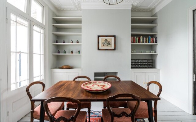 Stylish 3BD Family Home In Shepherd Bush