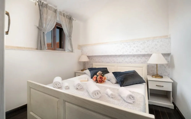 Luxury Apartment Perko