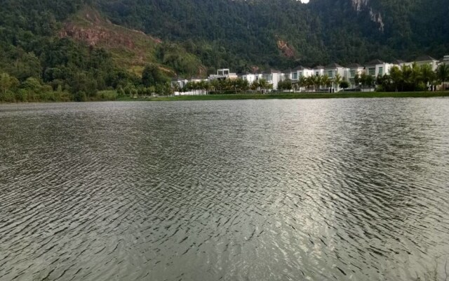 LostWorld @ Twin Luck Homestay