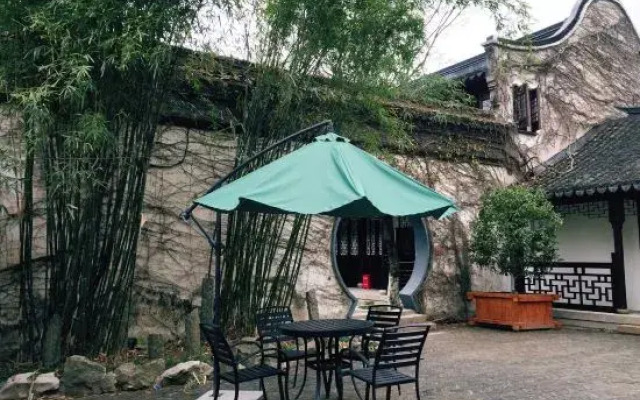 Changshu Jiuzhu Homestay (Shajiabang Scenic Area Branch)