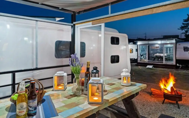 Pohang Guryongpo Uni's Bada Caravan