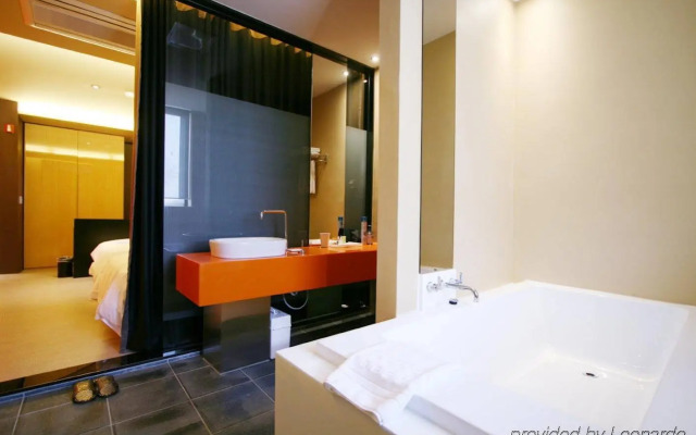 Oscar Suite Hotel